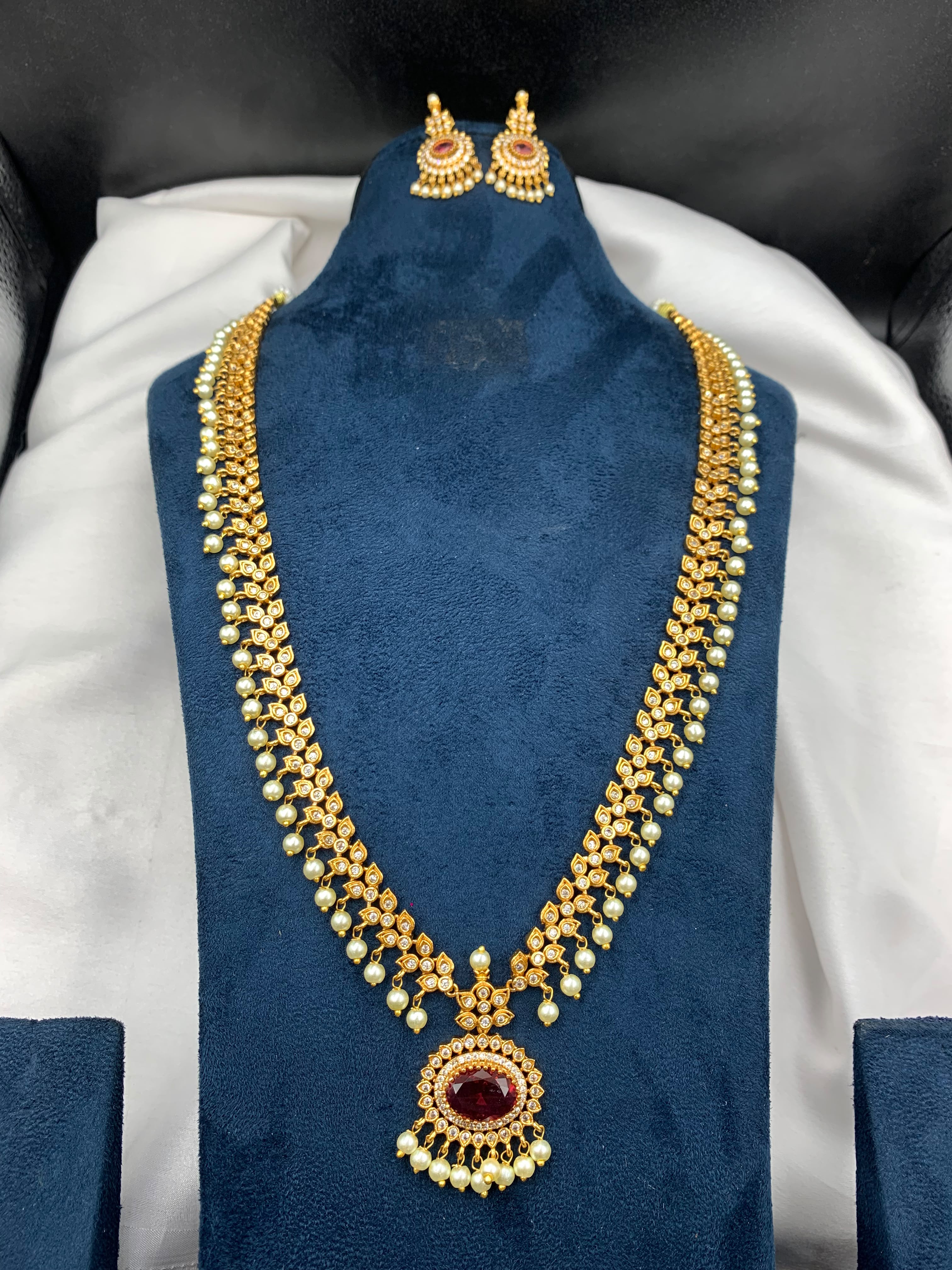 Long pendant necklace set